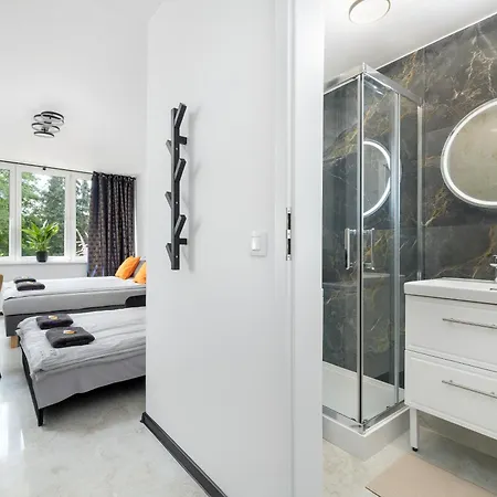 Am 2 Quiet Area & Free Private Parking Appartement