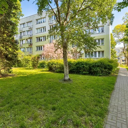 Am 2 Quiet Area & Free Private Parking Appartement *